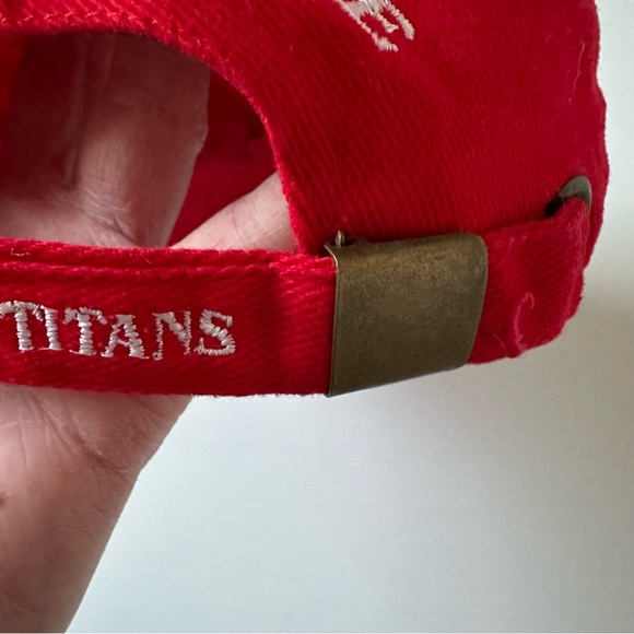 Tennessee Titans Needlepoint Red Cap Hat Tailgating Zone Adjustable - Picture 4 of 7